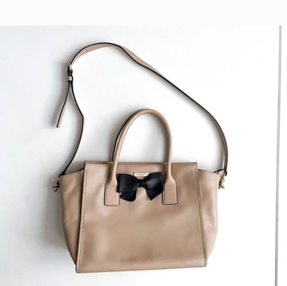 Kate Spade Beige Leather Satchel Crossbody With Black Bow